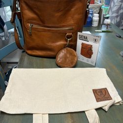 Berliner Leather  Crossbody Bag