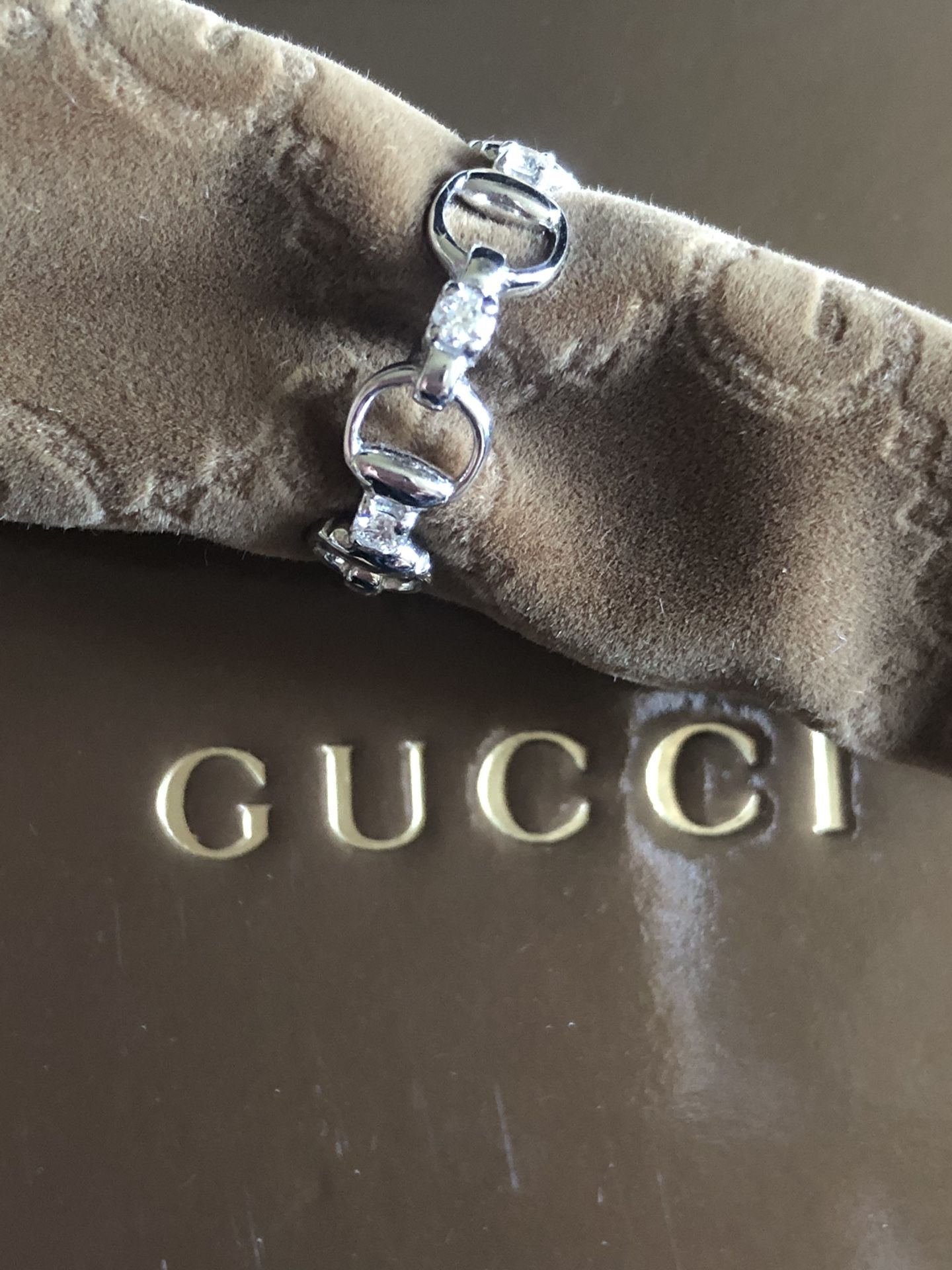 Diamond Ring. Horsbit. White Gold Ring Size 6 18K (RARE)