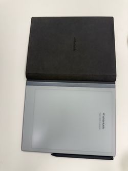 reMarkable 2 Tablet + Original Leather Folio & Marker – Excellent Condition