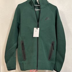 New With Tags Green Size Medium Mens Nike Tech Fleece Hooded