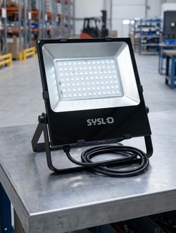 Powerful SYSLED 200W Industrial Commercial LED Floodlight - 24,200 Lumens IP65 5000K