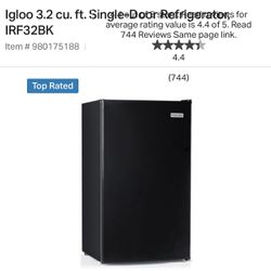 Igloo Single Door  Con  Detalle