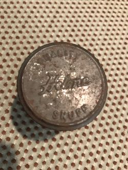 Vintage Quality Helme Snuff Tin Can Empty 2 1/4” x 1 3/4”