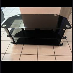 Tv/Entertainment Table