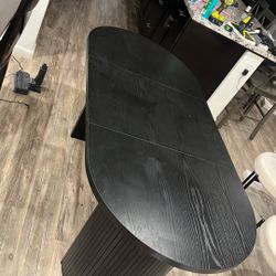 Black Dinning Table