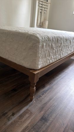 Queen wood bed frame & mattress like new