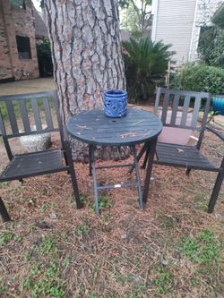 Iron PATIO furniture bistro set MESA Y DOS SILLAS DE FIERRO PESADO