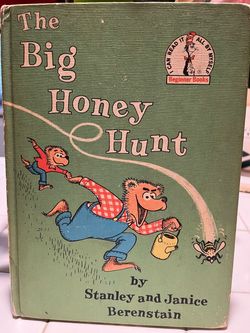 Vintage The Big Honey Hunt by Stan Berenstain 1966
