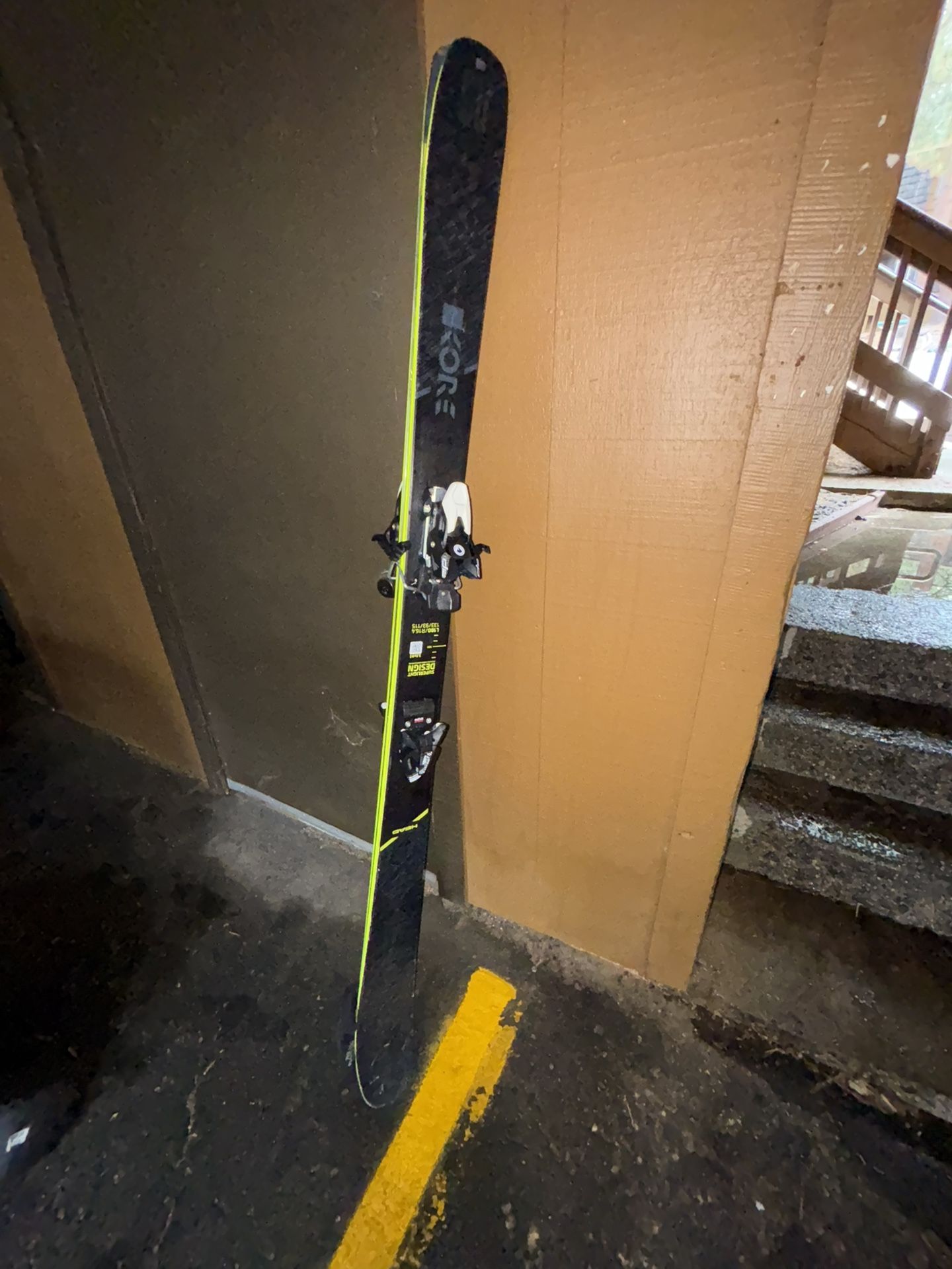 Head Kore 93 Skis 180cm W/ Bindings and Poles