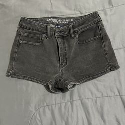 American eagle black shorts size 4
