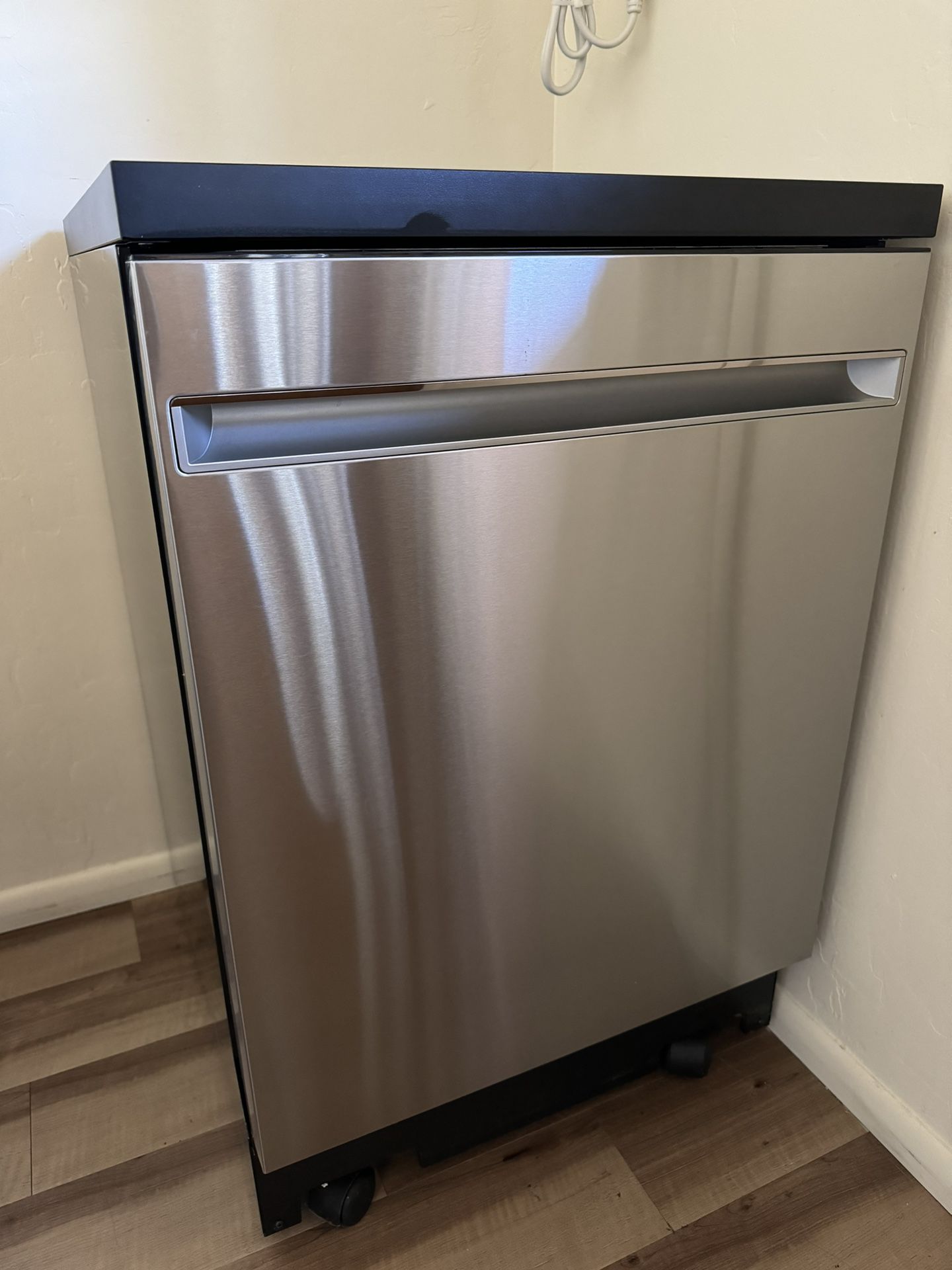GE 24" Portable Dishwasher - stainless steel