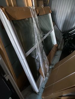 Large Window  (Brand New)