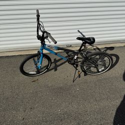 Mongoose Mode 100 Freestyle BMX Bike, 20 in. Single Speed, Boys, Blue / Grey