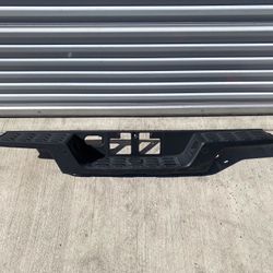 2016 2019 TOYOTA TACOMA REAR BUMPER STEP PAD OEM