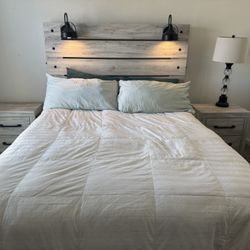 Queen Size Bed With Mattress And Topper