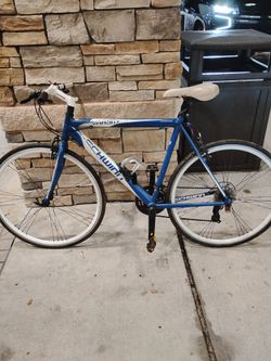 Schwinn Varsity Aluminum Road Bike