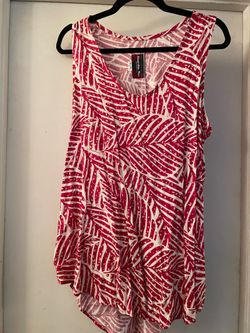 Hawaiian tops