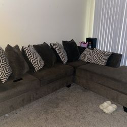 1yr Old Sectional Couch 