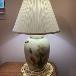 Vintage Asian Ginger Jar Hand Painted Lamp