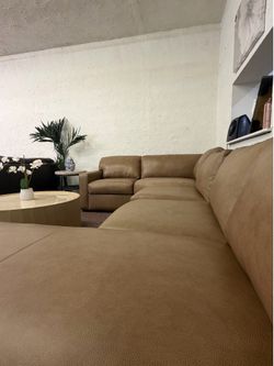4Pc Light Brown Top Grain Radley Leather Sectional