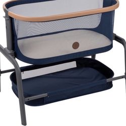 Maxi Cosi Bassinet (navy)