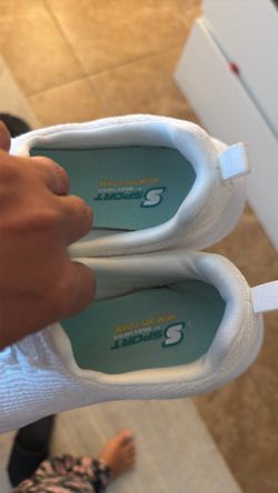 Skechers