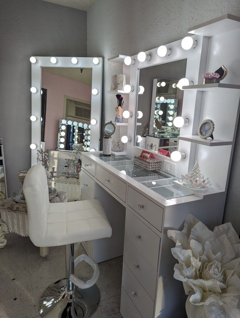makeup vanity