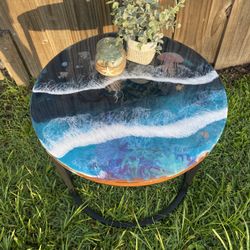 Epoxy Ocean Round Side Table 