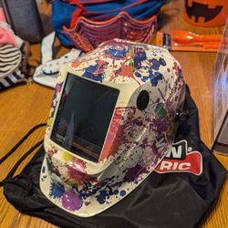 NEW Lincoln Viking 3550 Welding Hood