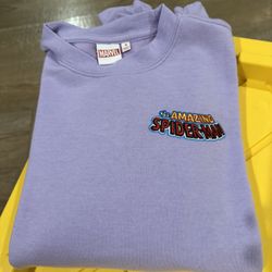 Spider-Man sweatshirt women’s size medium