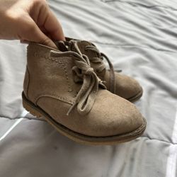 Cat & Jack Boots Toddler Boy, Size 6