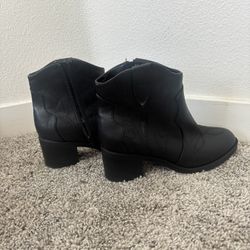 New Black Cowgirl Boots 