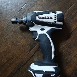 Makita 18v Impact Drill Driver Tool 