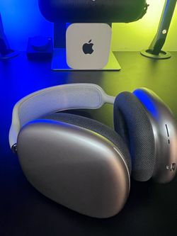 Apple AirPods Max (Gen 2) – Like New / Never Used