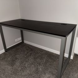 Modern Office Computer Desk, Espresso color (perfect condition)
