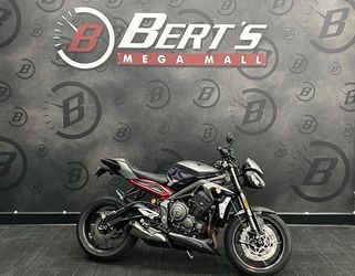 2022 Triumph Street Triple RS