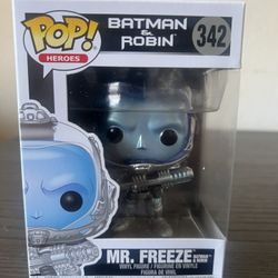 VAULTED Mr. Freeze Funko Pop #342 Batman & Robin Movies DC Comics Schwarzenegger