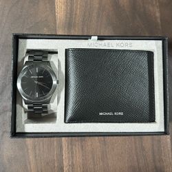 Michael Kors Men's Gunmetal Stainless Bracelet Watch 44mm with Wallet