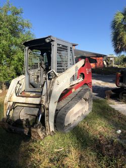 Takeuchi TL140