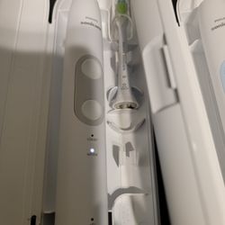 Philips Sonicare Electric Toothbrush