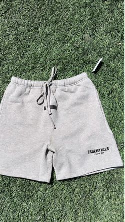 Grey essential shorts