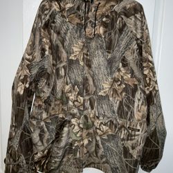 Commander Sportsman Apparel 2XL Hooded sweatshirt/jacket Comfortable full zip sweatshirt/lined jacket This jacket has some wear, see photos Hem is loo