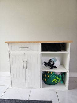 Must go!! KITCHEN CART! Make an offer!