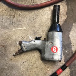 Campbell Hausfeld 1/2 impact wrench