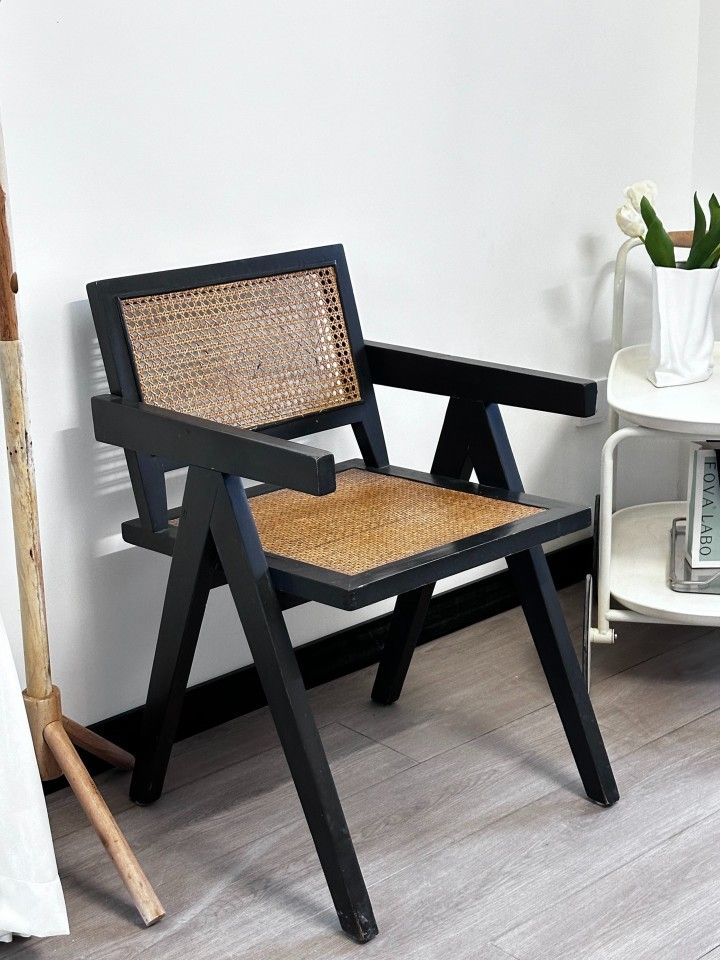 Solid wood rattan chair, full of retro styleSolid wood rattan chair, full of retro style
