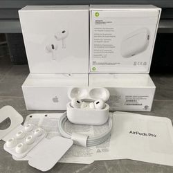 AirPods Pro (2nd generation) with MagSafe Case (USB‑C) - White