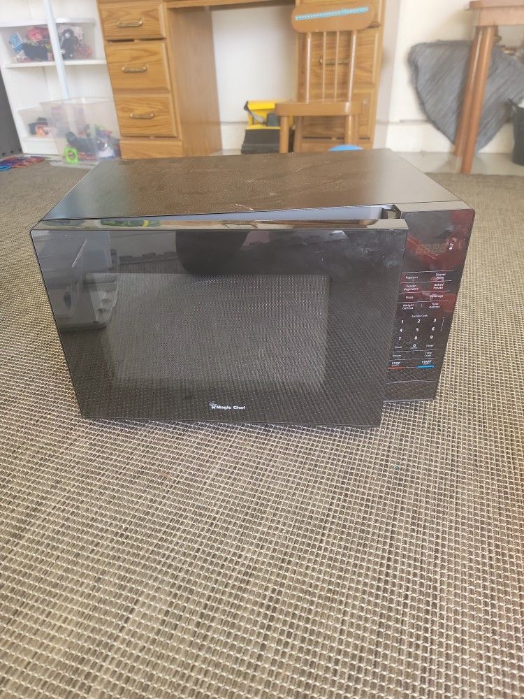 Magic Chef Microwave.