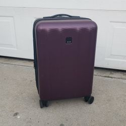 Suitcase - Carry On Size 