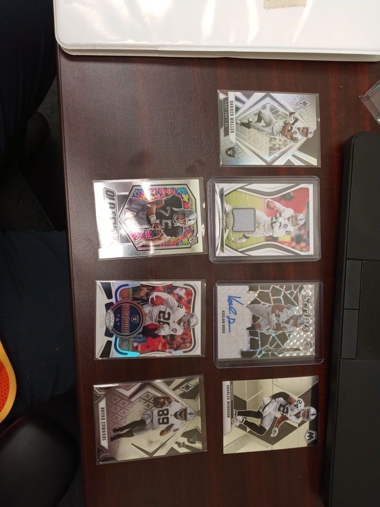 Raiders 2020 panani pulls. 49 of 50 Josh Jacobs jersey certified. And Keelon Doss script.