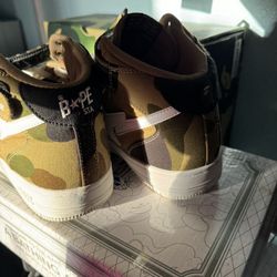 BAPE Size 8 Green/camo “Jesse Reyez” Only Family 